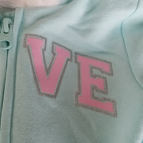 The Children's Place Love Sweat Outfit - Picture 3 of 4